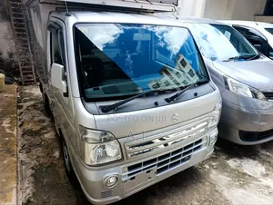 Suzuki Carry