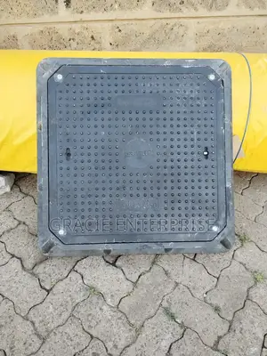 Heavy Duty Lockable Reinforced Manhole Cover