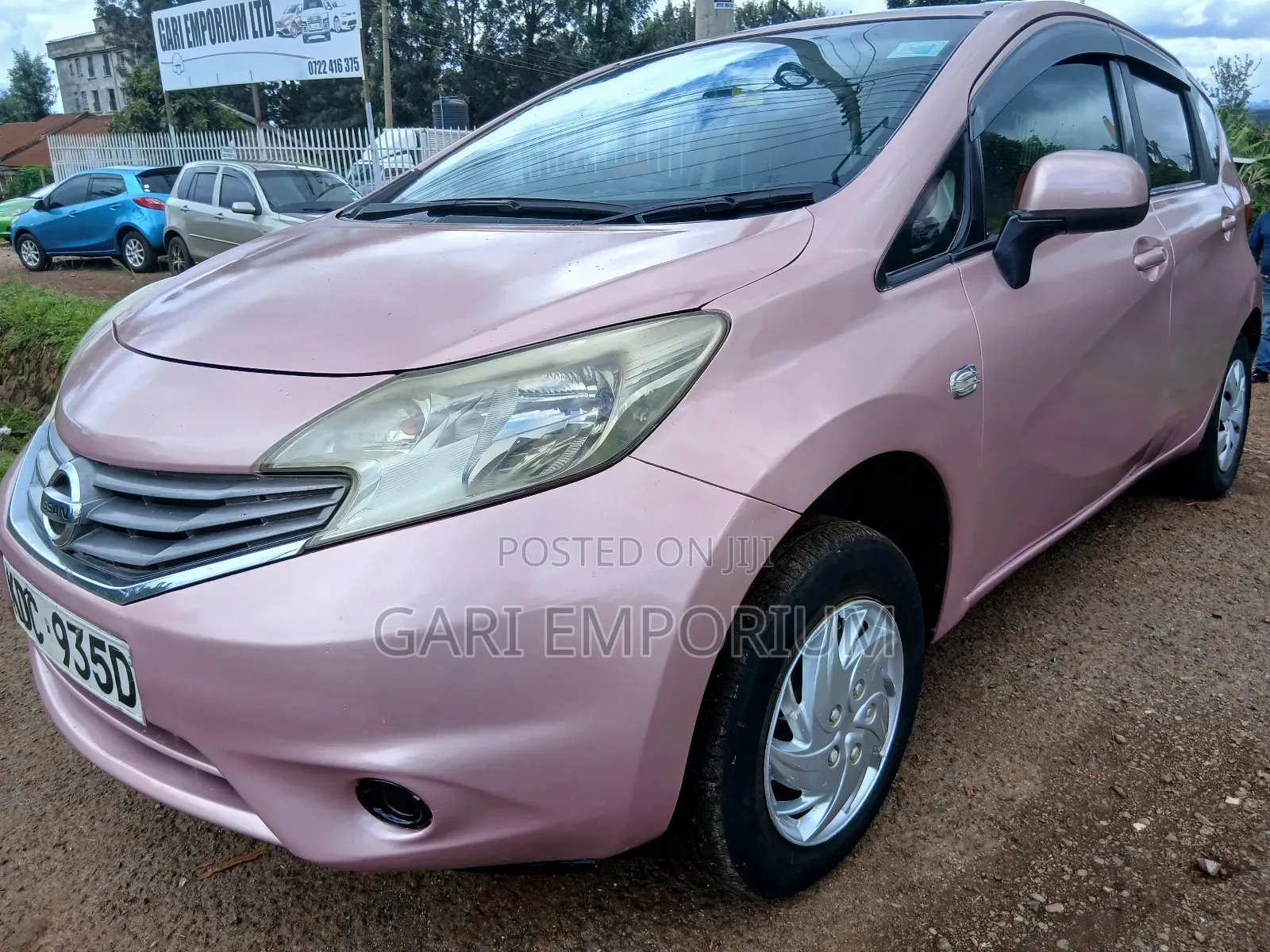 Nissan Note 2014 Pink