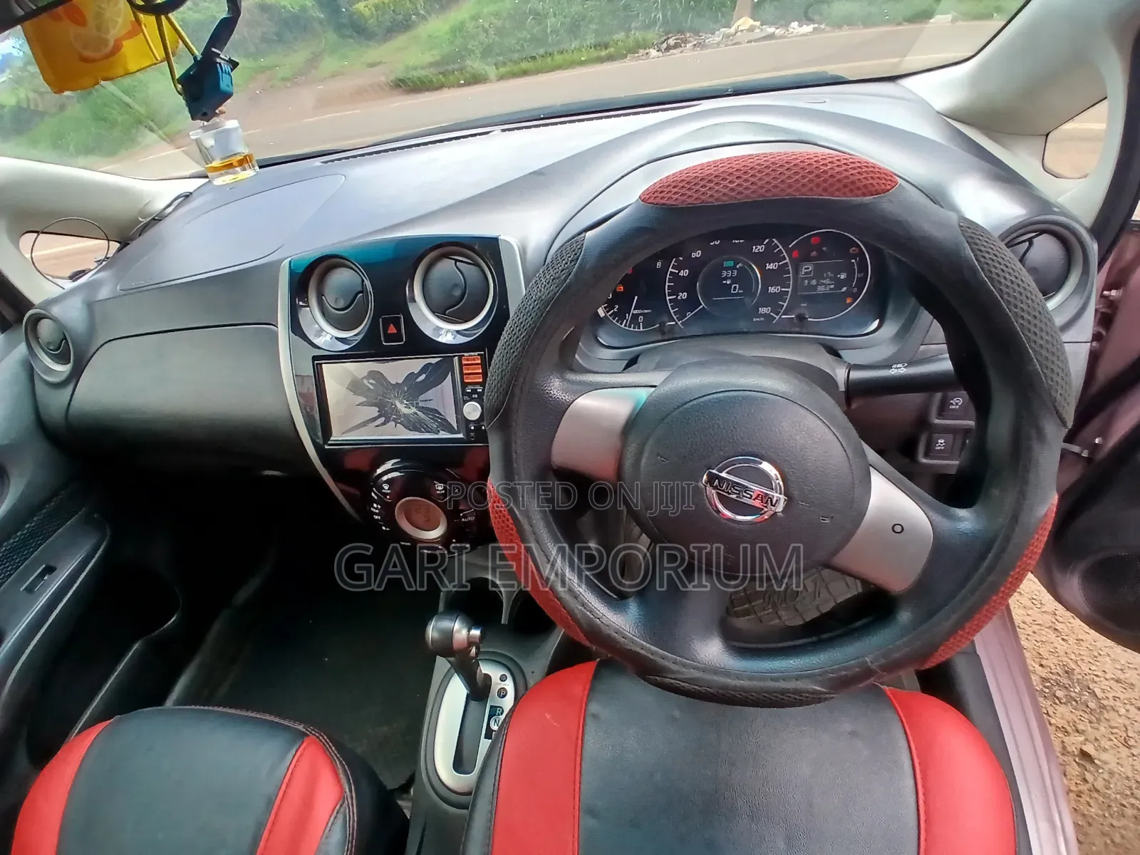 Nissan Note 2014 Pink