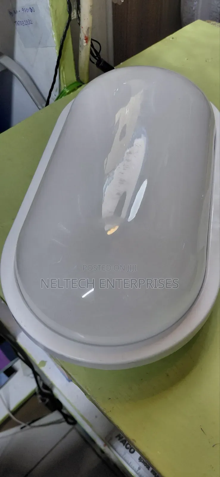 Oval 24 WLT Bulkhead