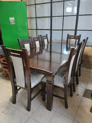 Modern Natural 9 Seater Dinning Set