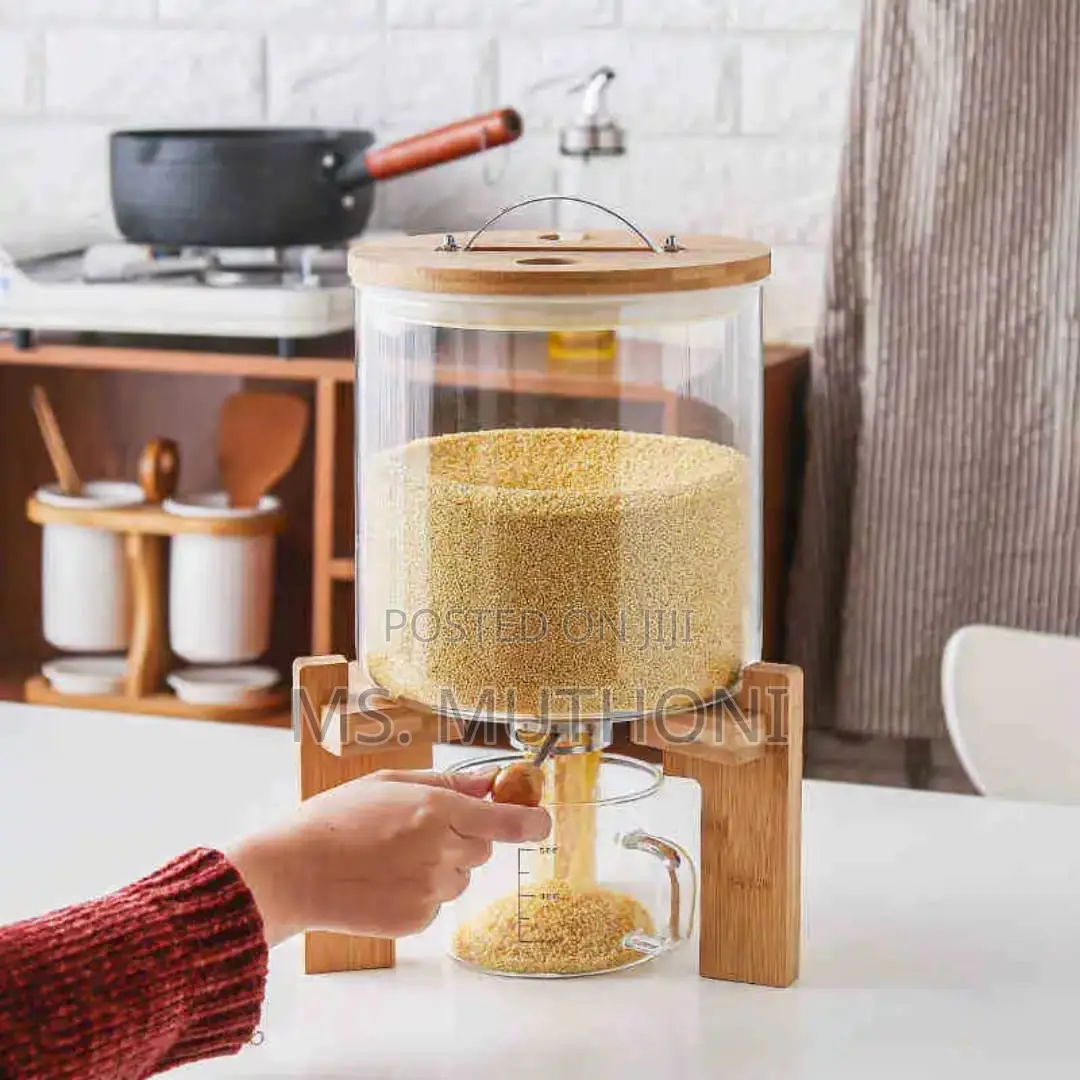 5l / 7.5 L Glass Rice Dispenser Featuring a Bamboo Stand.