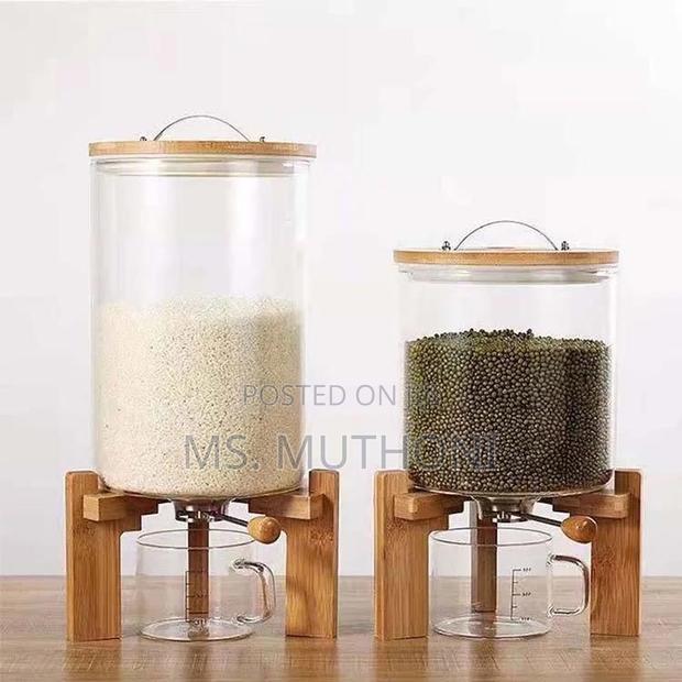 5l / 7.5 L Glass Rice Dispenser Featuring a Bamboo Stand. - thumbnail 4