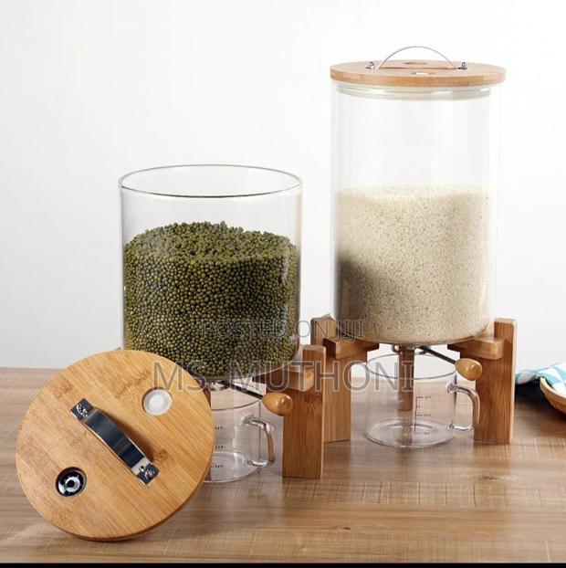 5l / 7.5 L Glass Rice Dispenser Featuring a Bamboo Stand. - thumbnail 3