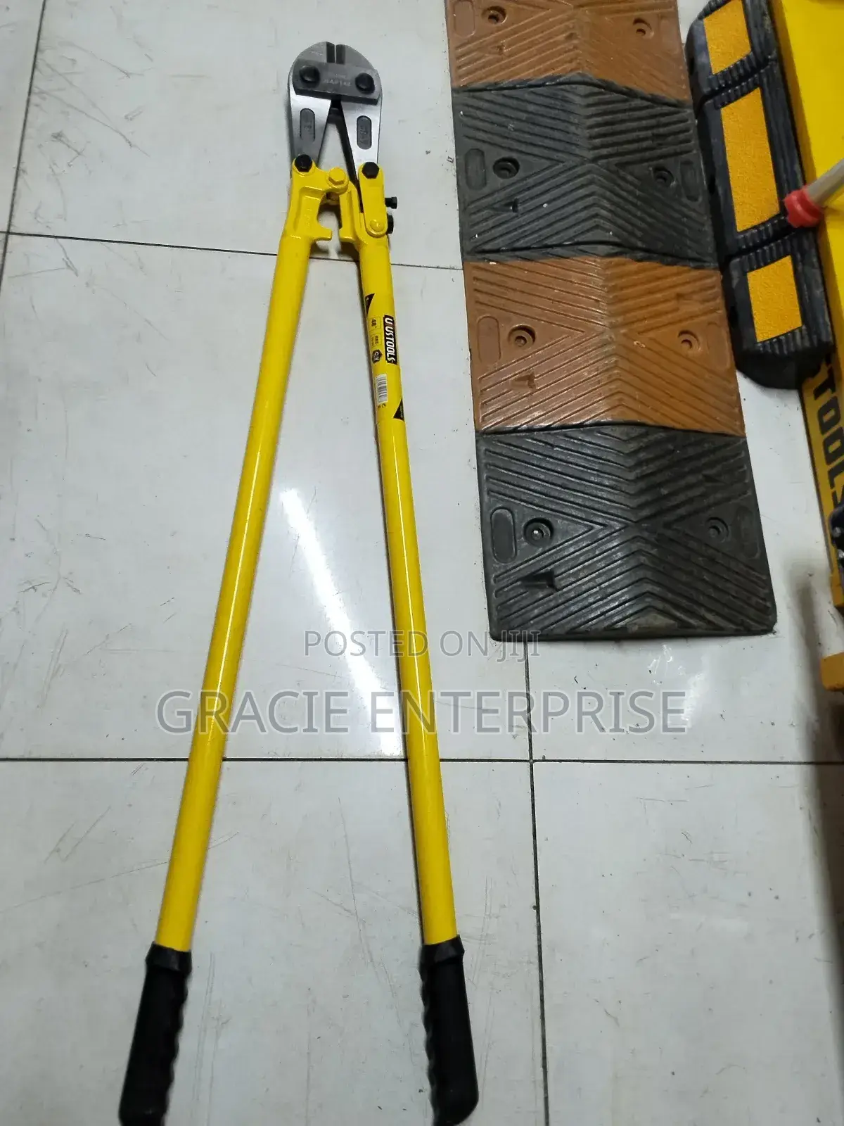 Bolt Cutter
