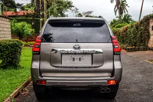 Toyota Land Cruiser Prado 2.8 2018 Brown