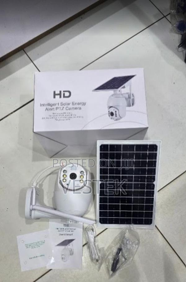Ubox Battery Powered 4g Lte CCTV Camera 3mp S10 Solar Panel - main view