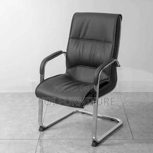 Office Chair : Executive Black Visitor Office Seat - thumbnail 7