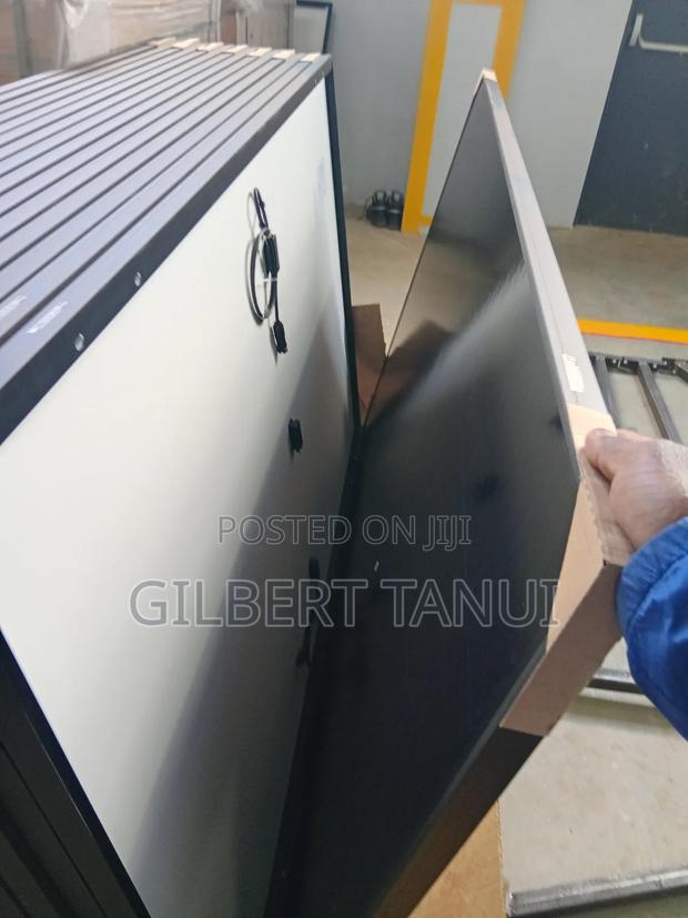 Monocrystaline Solar Panels - thumbnail 4