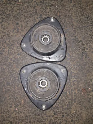 Subaru Legacy 2005 Front Shock Mountain