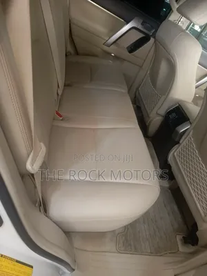 Toyota Land Cruiser Prado 2019 White