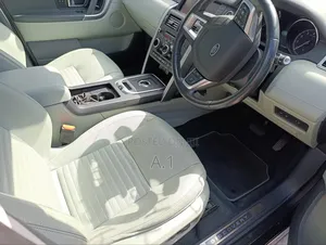 Land Rover Discovery Sport HSE 2019 Green