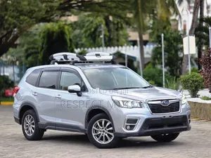 Subaru Forester 2019 Silver