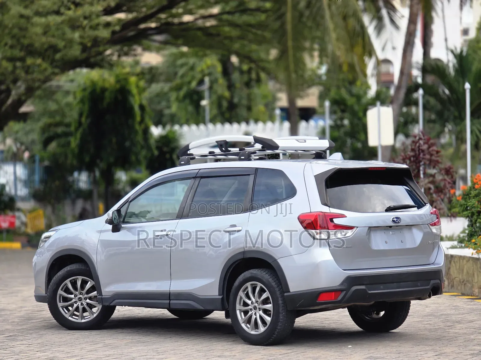 Subaru Forester 2019 Silver