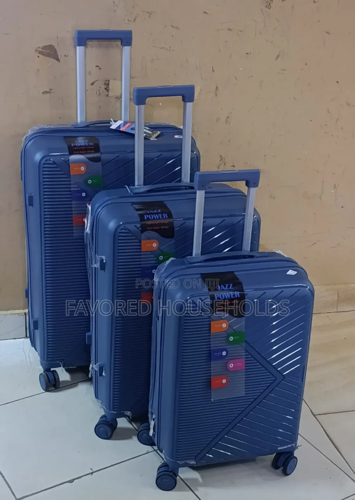 *3 in 1 Unbreakable Pp Suitcase*