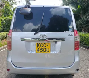 Toyota Noah 2008 Silver