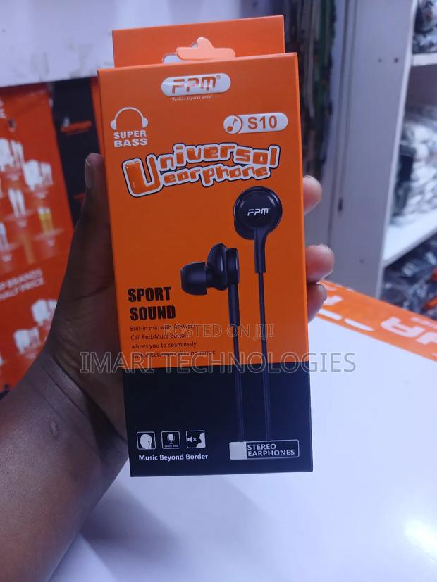 Superbass Universal Earphone - main view