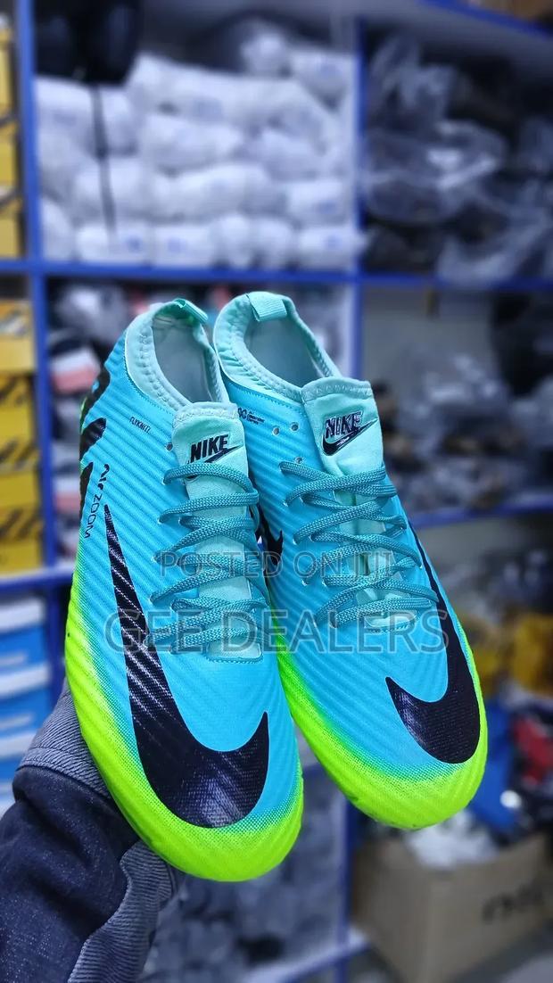 Football Boots,Size 40-45 - thumbnail 2