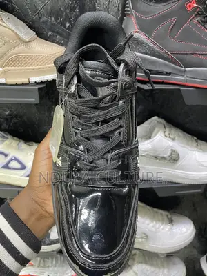 Louis Vuitton Trainer Skate Sneakers