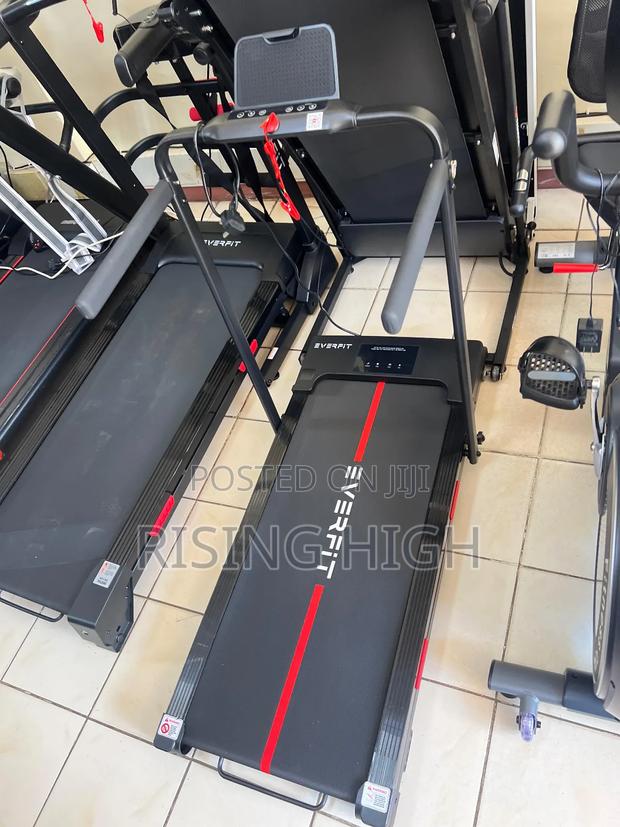 Walking Pad With Auto Incline 10km/H Home Treadmill