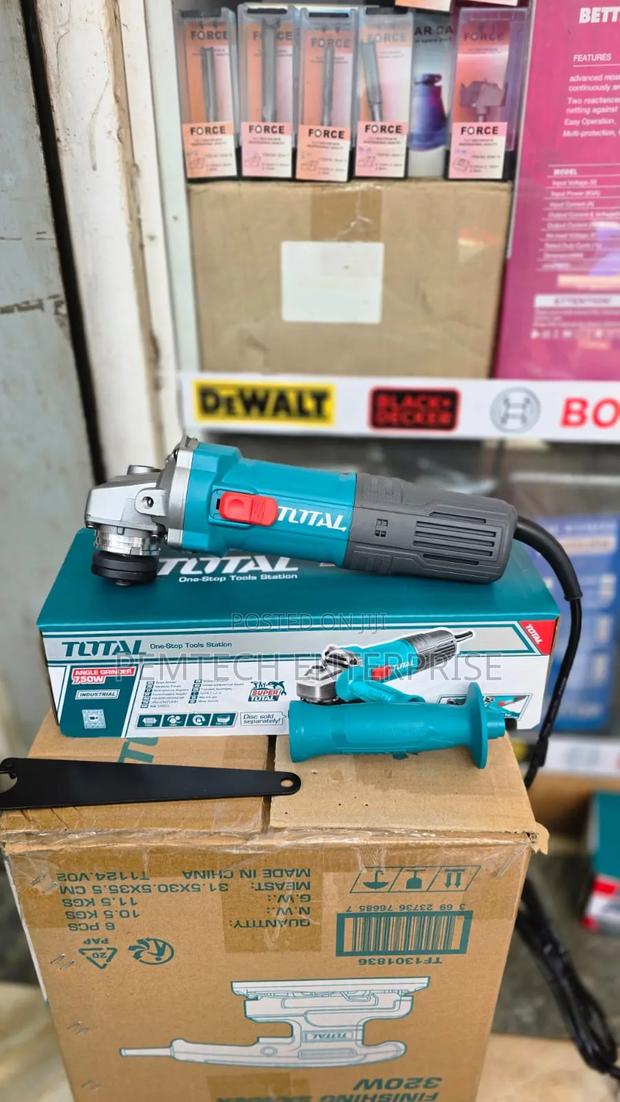 Total Tools 750w Industrial Angle Grinder, - main view