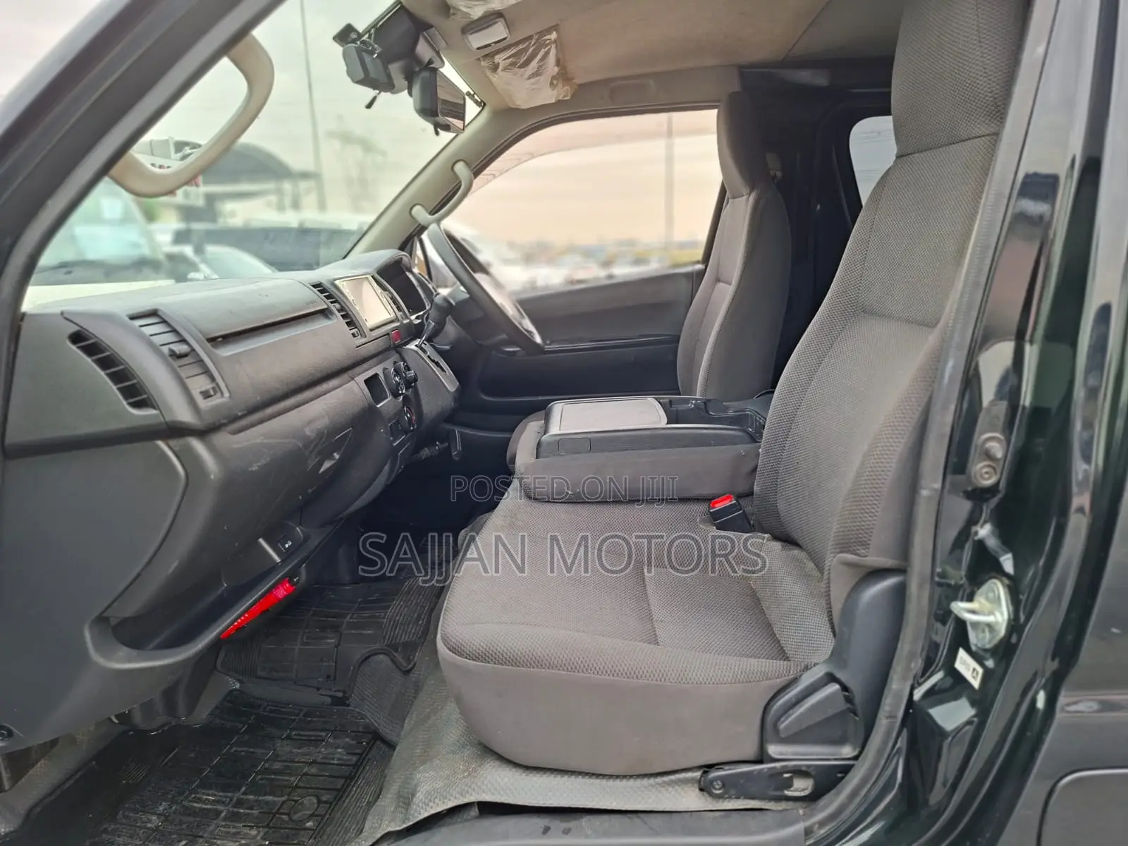 Toyota HiAce 2020 Black
