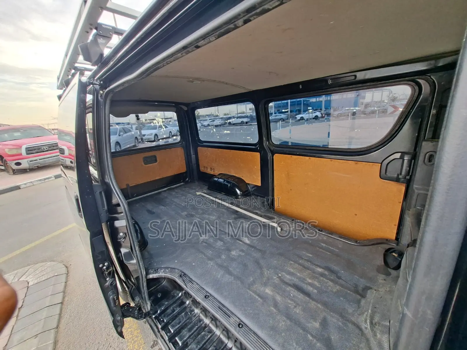 Toyota HiAce 2020 Black