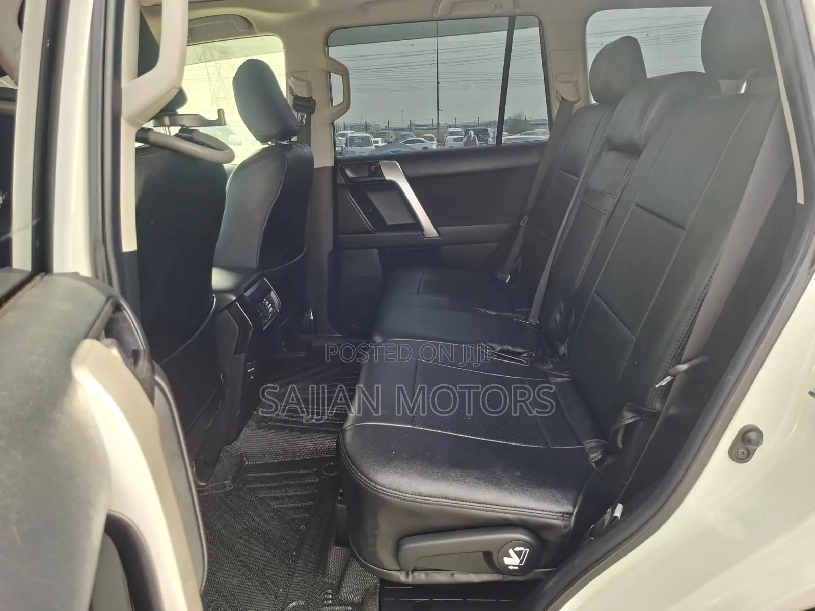 Toyota Land Cruiser Prado 2.8 2021 White