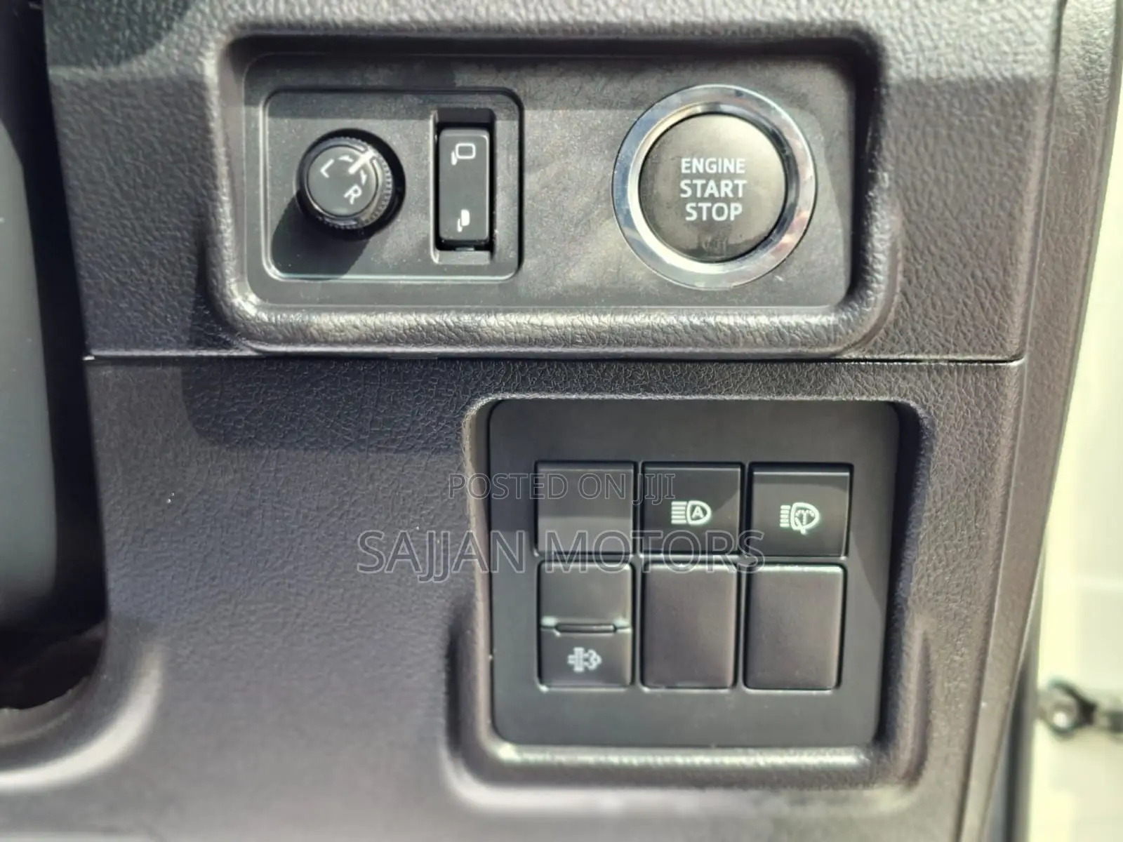 Toyota Land Cruiser Prado 2.8 2021 White