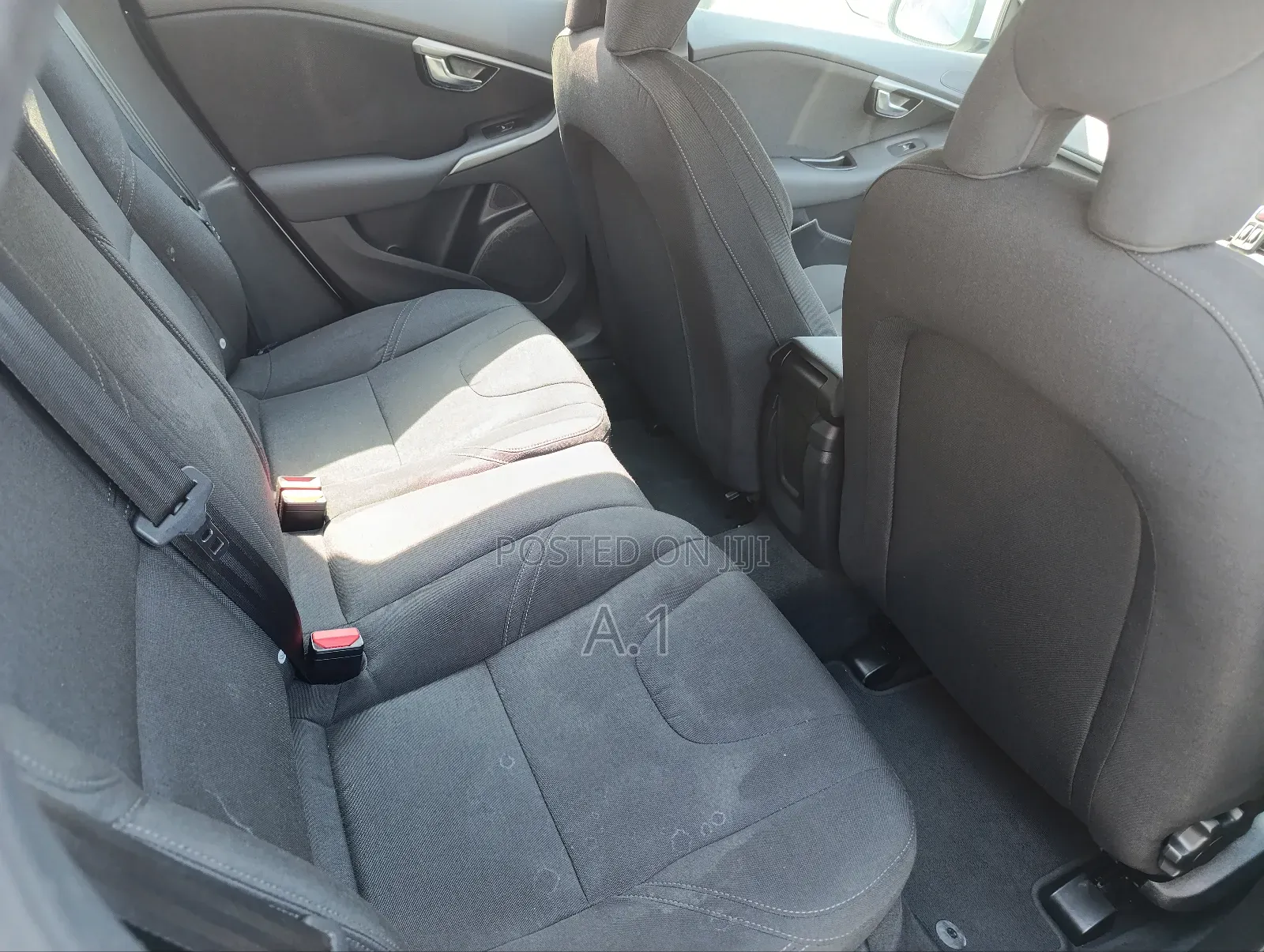 Volvo V40 2018 White