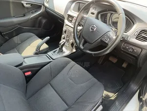 Volvo V40 2018 White