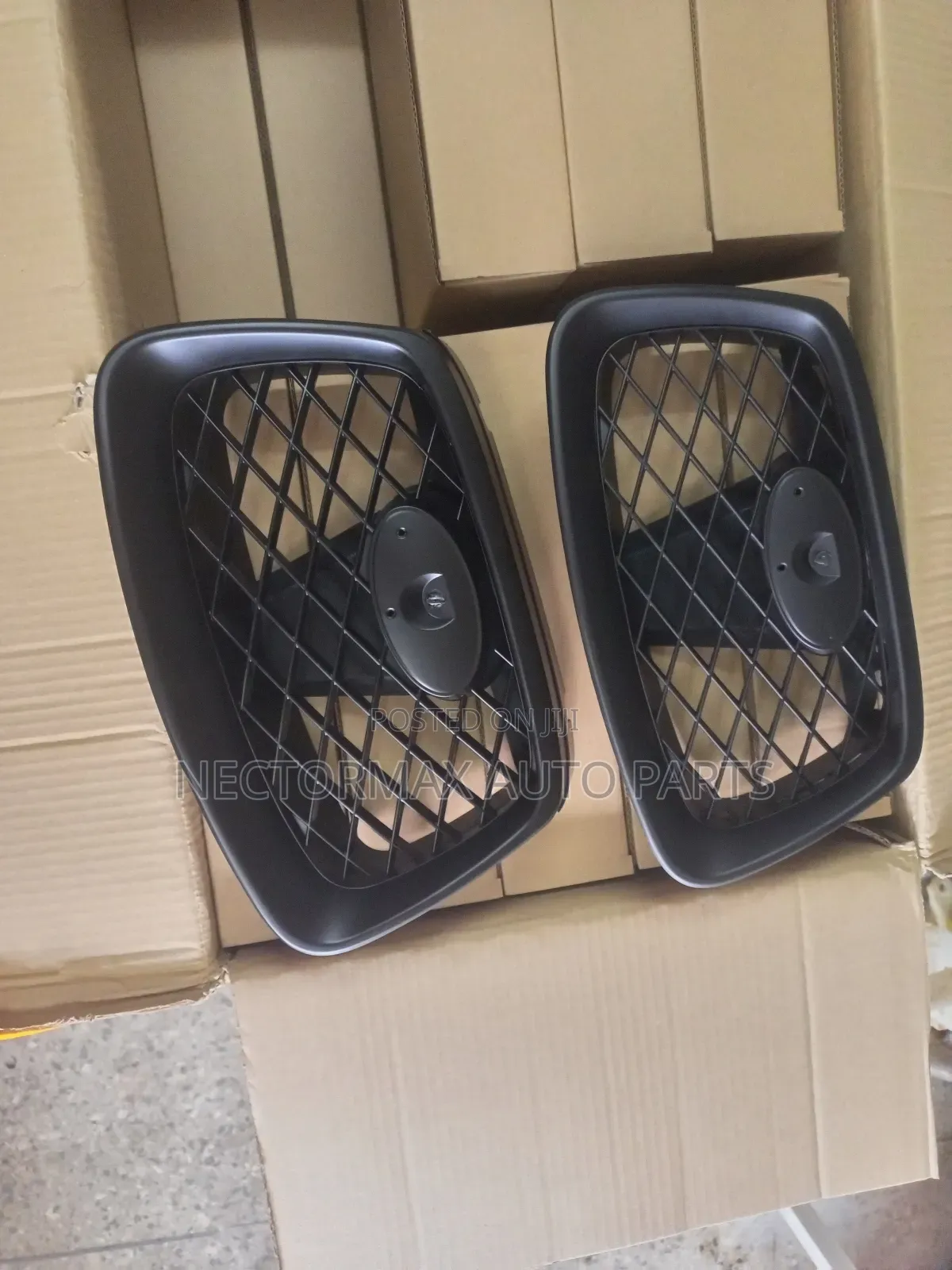 Subaru Impreza N12 Grill