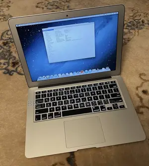 Laptop Apple MacBook Air 2011 4GB Intel Core i5 SSD 128GB