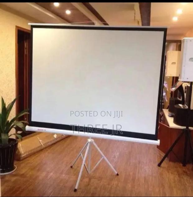 Very Firm Tripod Projector Stand With High Resolution - thumbnail 2