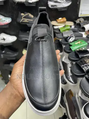 Clarks Slip ~On Casuals
