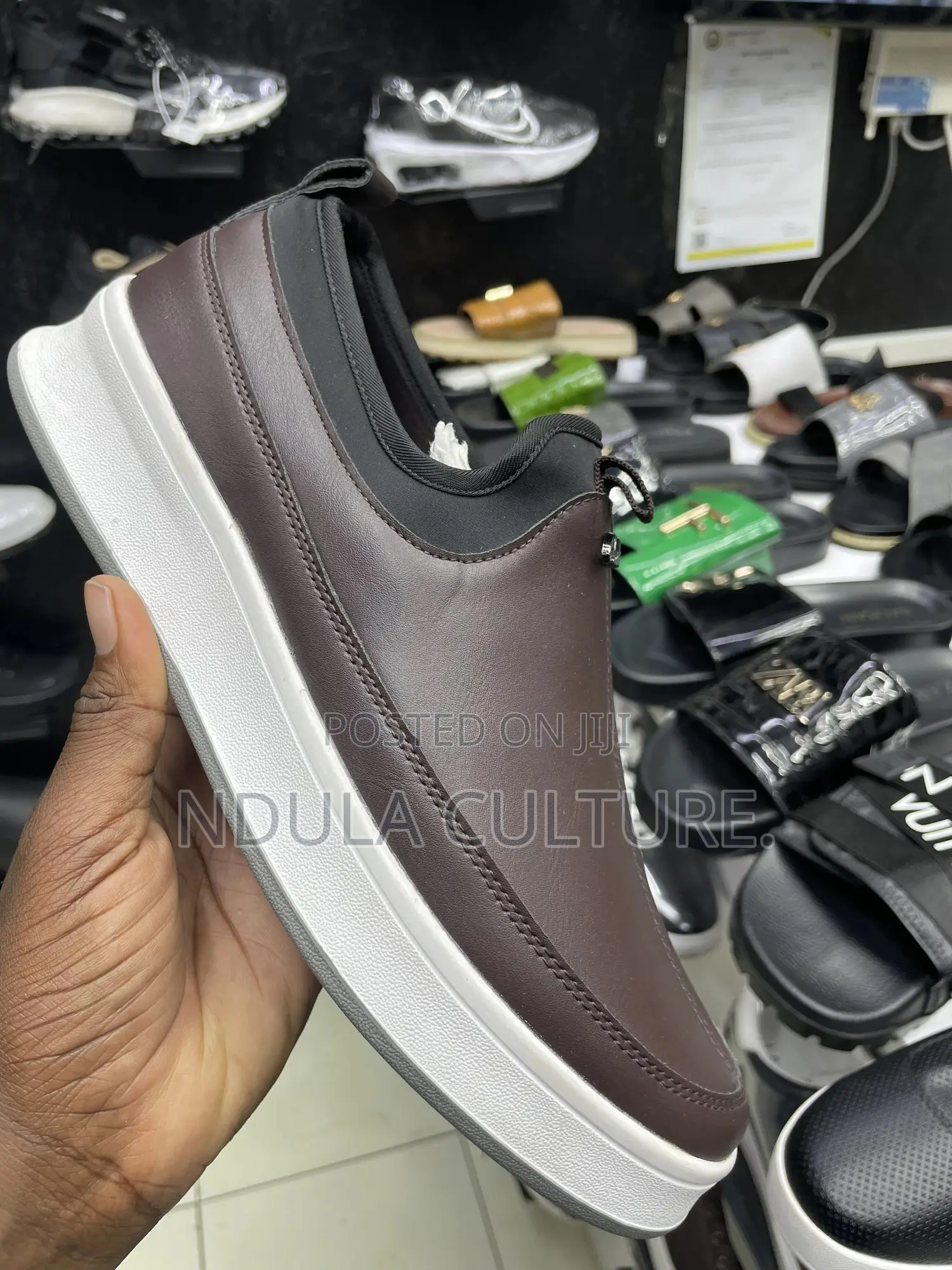 Clarks Slip ~On Casuals
