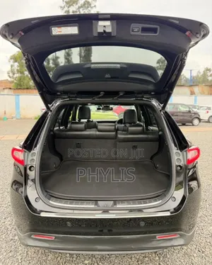 Toyota Harrier 2.0 2019 Black