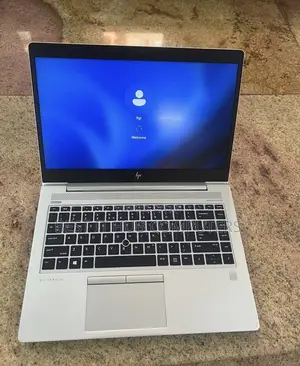 Laptop HP EliteBook 735 G6 8GB AMD Ryzen 7 SSD 256GB