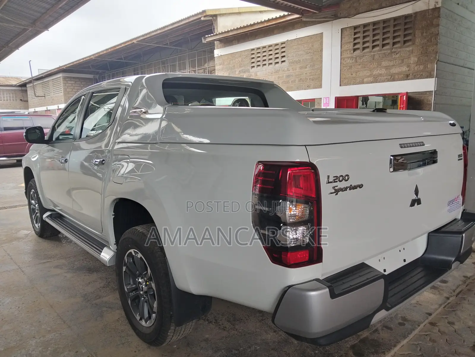 New Mitsubishi L200 2025 White