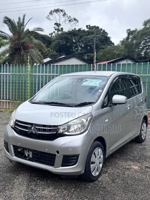 Mitsubishi EK Wagon 2018 Silver