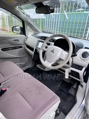 Mitsubishi EK Wagon 2018 Silver