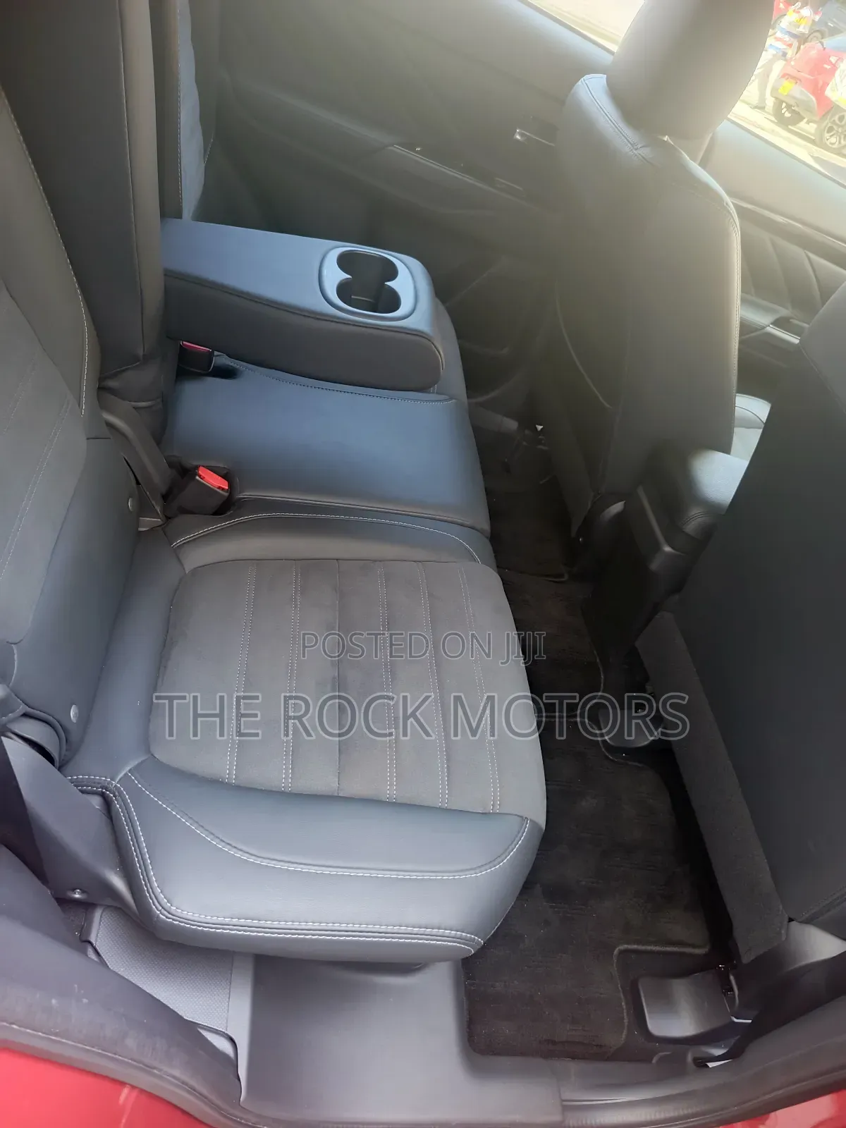 Mitsubishi Outlander 2019 Red