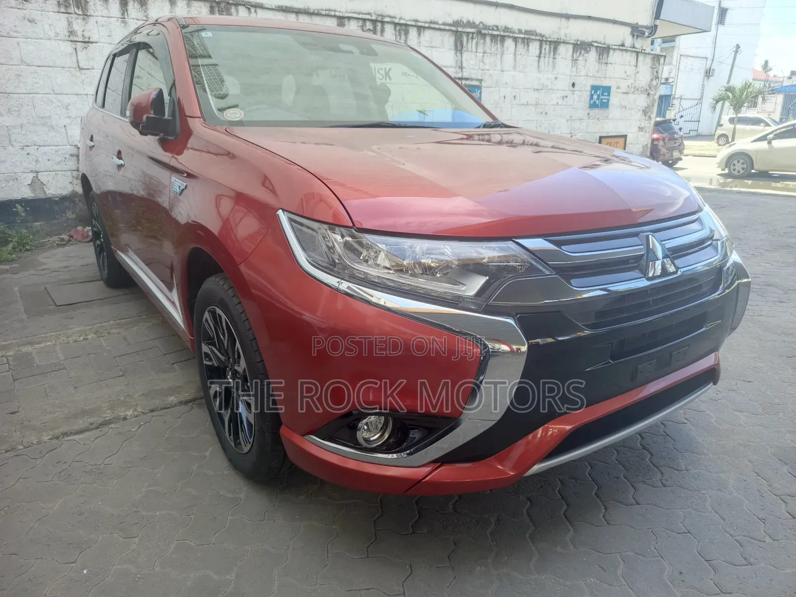 Mitsubishi Outlander 2019 Red