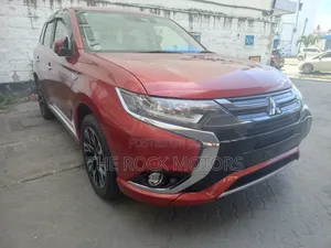 Mitsubishi Outlander 2019 Red