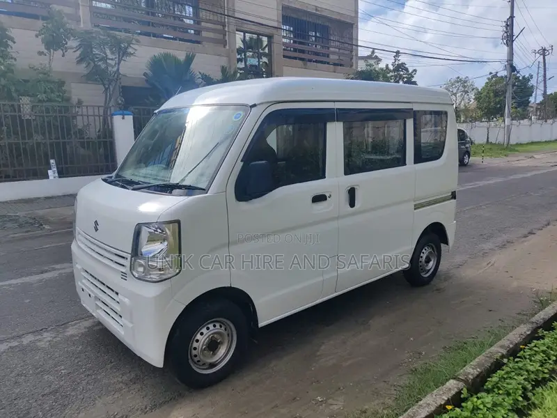 Suzuki Every Wagon 2019 White