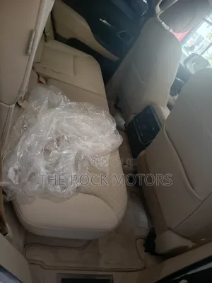 Toyota Land Cruiser Prado 2023 White