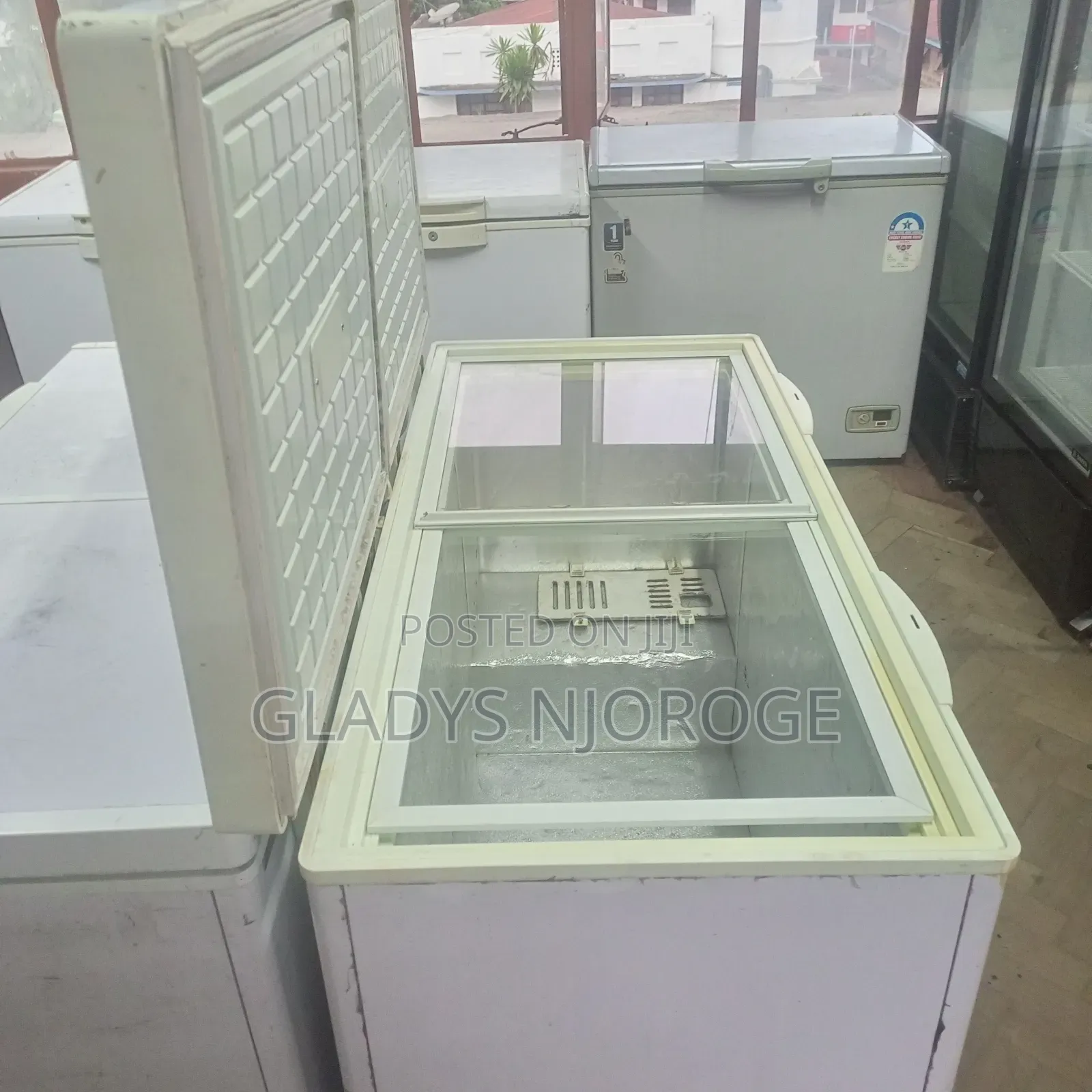 Ex Uk Fridge ( 650l)