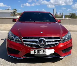 Mercedes-Benz E250 2016 Red