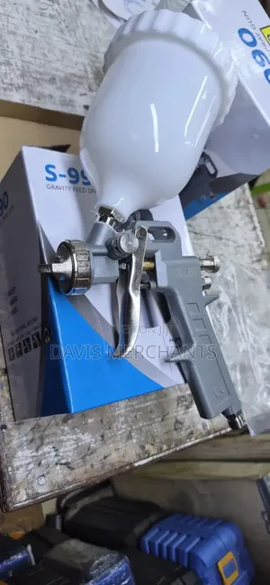 Spray Gun With Plastic Containers